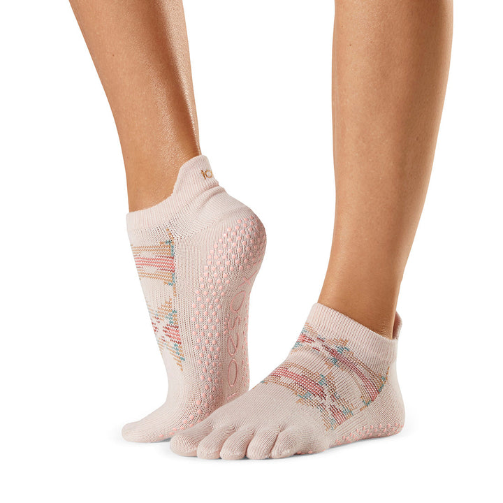 # Full Toe Low Rise Grip Socks | Socks > Grip | ToeSox – ToeSox | Tavi | Vooray