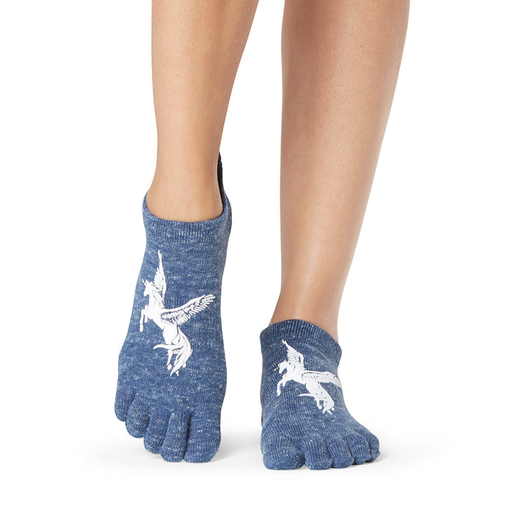 # Full Toe Low Rise Grip Socks | Socks > Grip | ToeSox – ToeSox | Tavi | Vooray