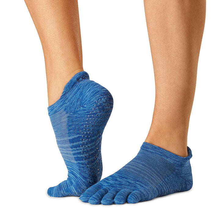 # Full Toe Low Rise Tec Grip Socks | Socks > Grip | ToeSox – ToeSox | Tavi | Vooray
