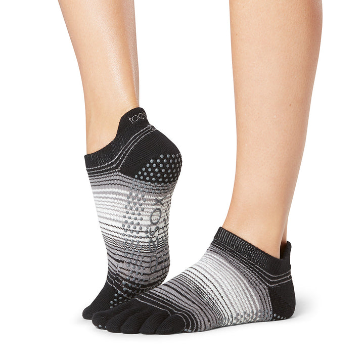 # Full Toe Low Rise Grip Socks | Socks > Grip | ToeSox – ToeSox | Tavi | Vooray