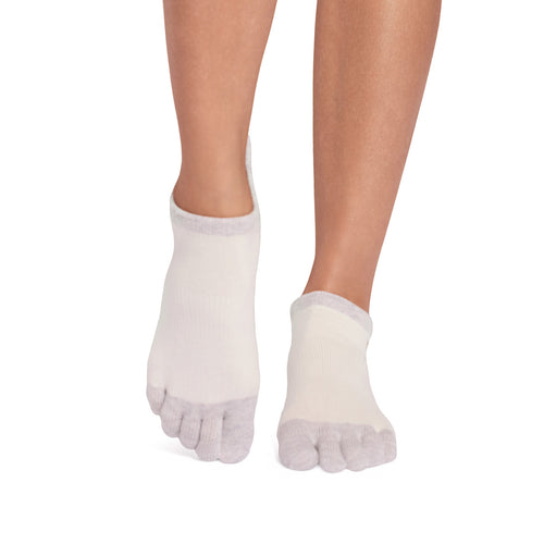 Full Toe Low Rise Grip Socks *