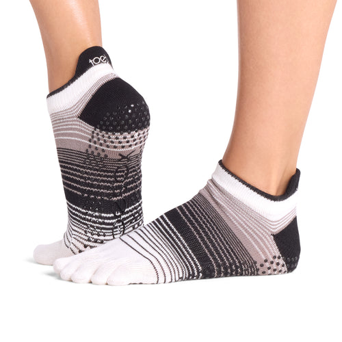 Full Toe Low Rise Grip Socks