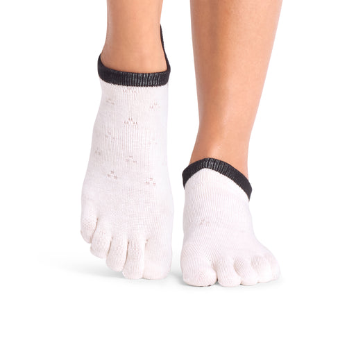Full Toe Low Rise Grip Socks