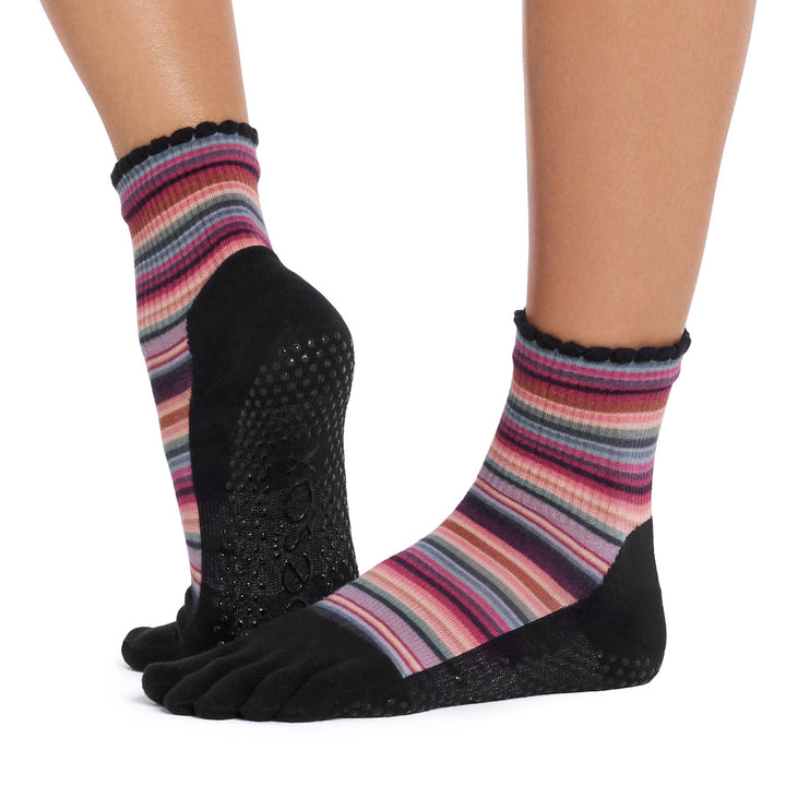 Full Toe Ultra Fine Knit Melody Scallop Grip Socks